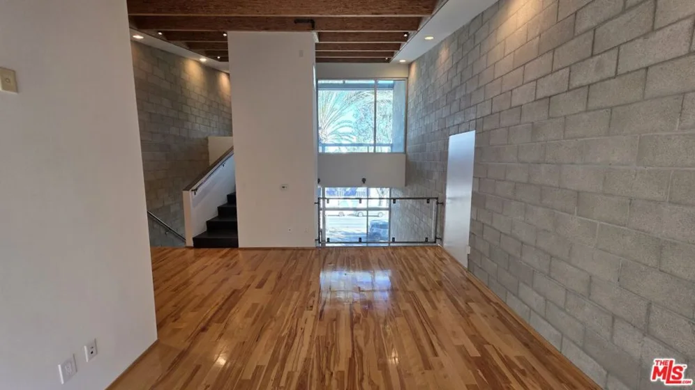717 N Highland Avenue #9 photo 25