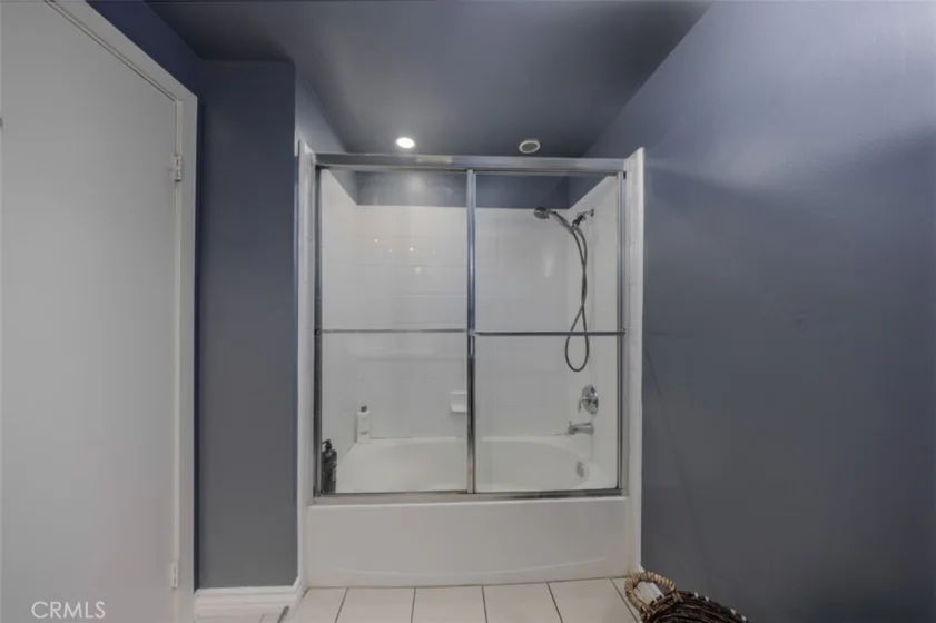 411 W Seaside Way #302 photo 15