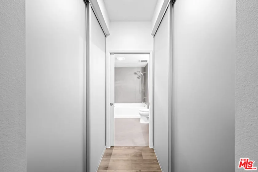 1234 Wilshire Boulevard #422 photo 12