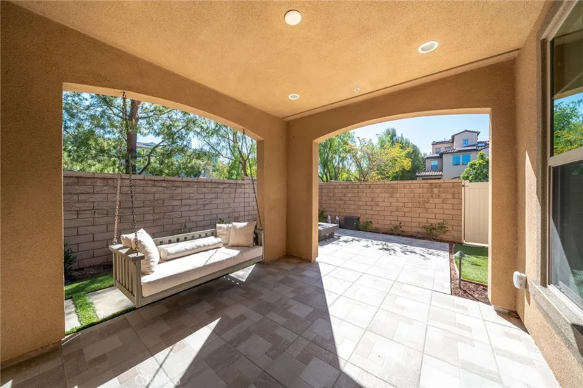 182 Finch photo 35