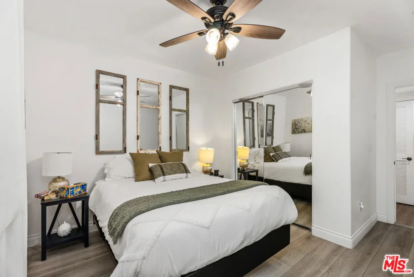 1000 E Ocean Boulevard #104 photo 19