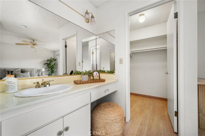 7128 Marshall photo 28