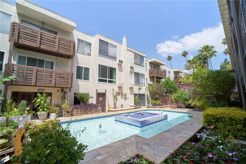 525 S Ardmore #338 photo 9