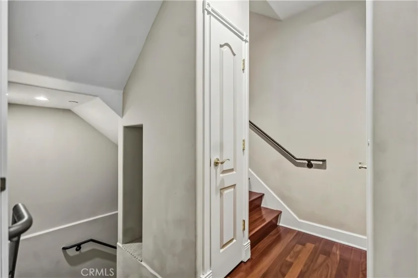 478 S Oakland Avenue #2 photo 3