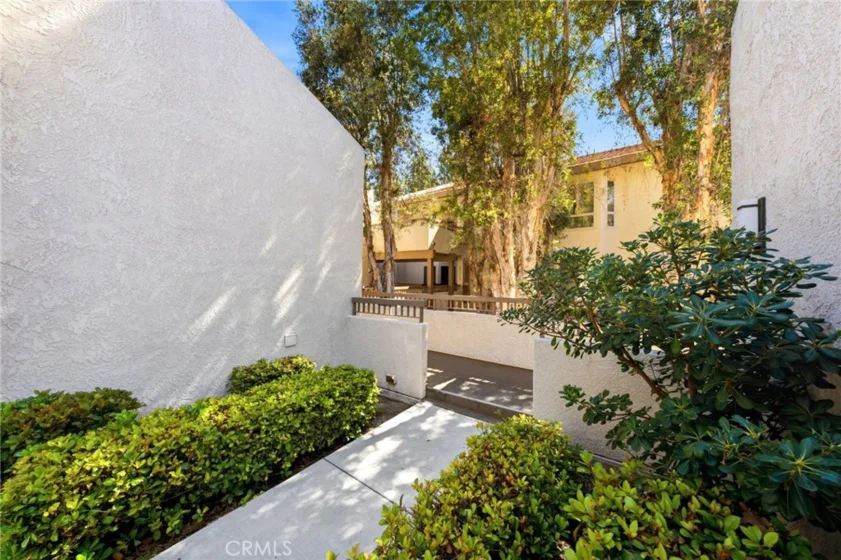 23406 Coso photo 38