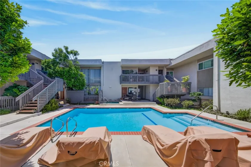 5300 Fairview photo 13