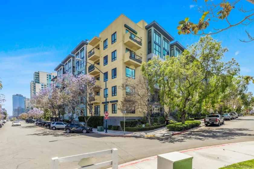 889 Date Street #439 photo 1