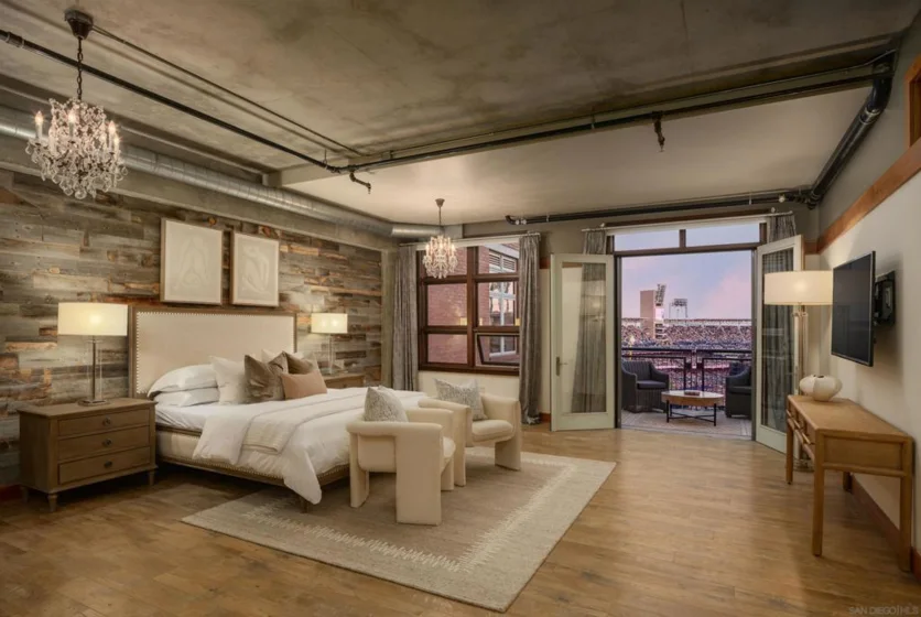 877 Island Avenue #906 photo 38