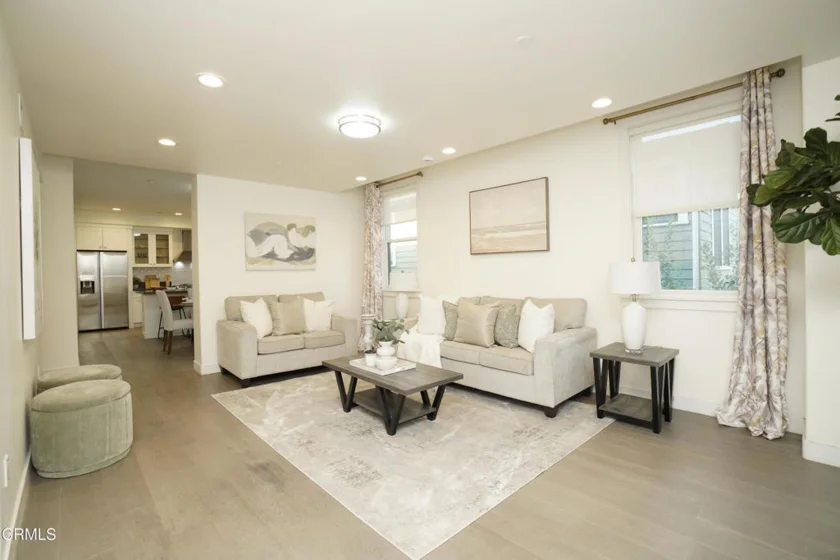 385 S Marengo Avenue #205 photo 3