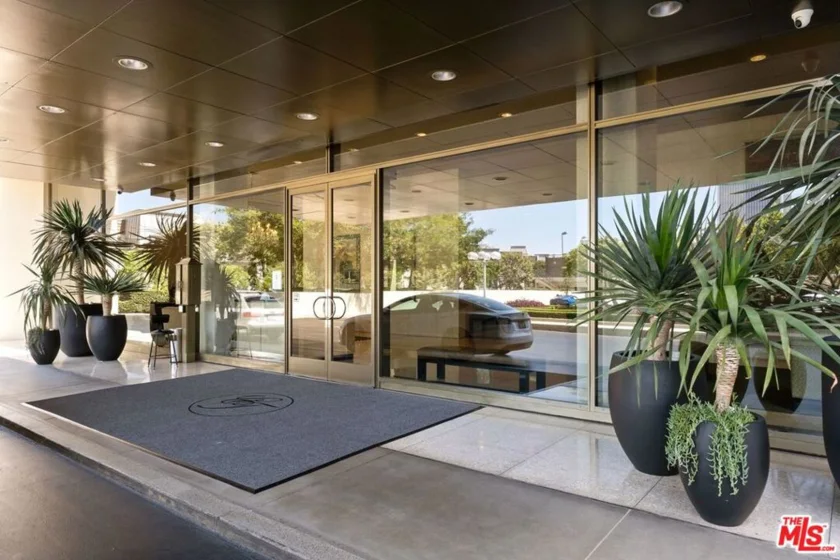2220 Avenue Of The Stars #2203 photo 14