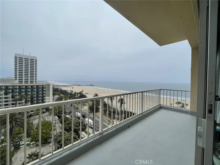 101 California #1104 photo 10