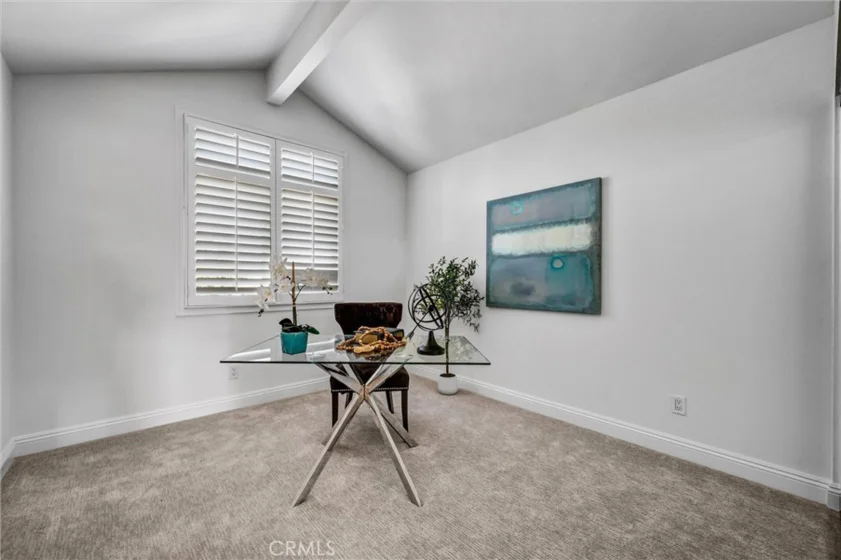 70 Fairlake photo 39