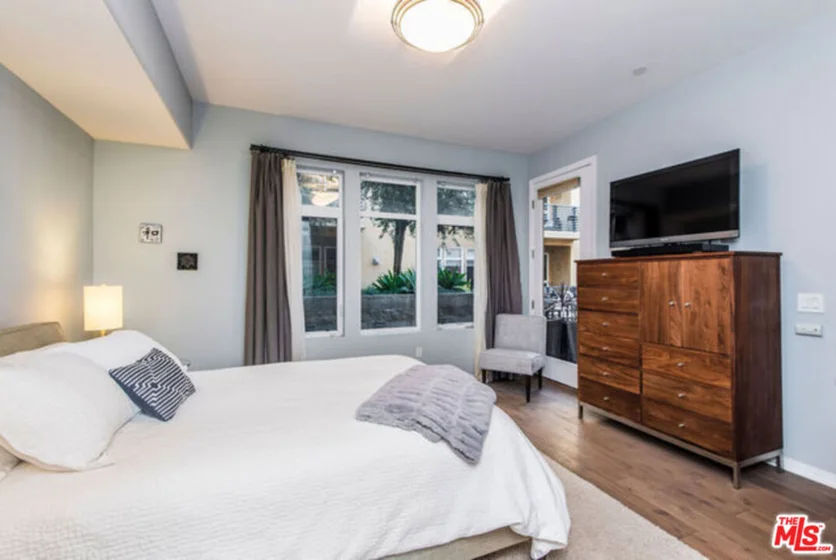 4050 Glencoe Avenue #217 photo 11