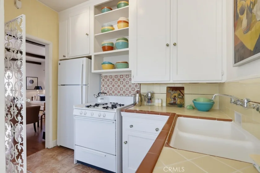 1728 E 3rd #15 photo 15