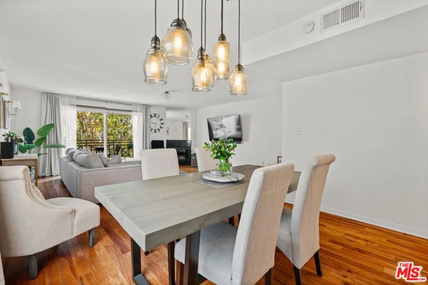 11907 Darlington Avenue #101 photo 6