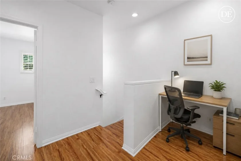 127 Jadestone photo 21