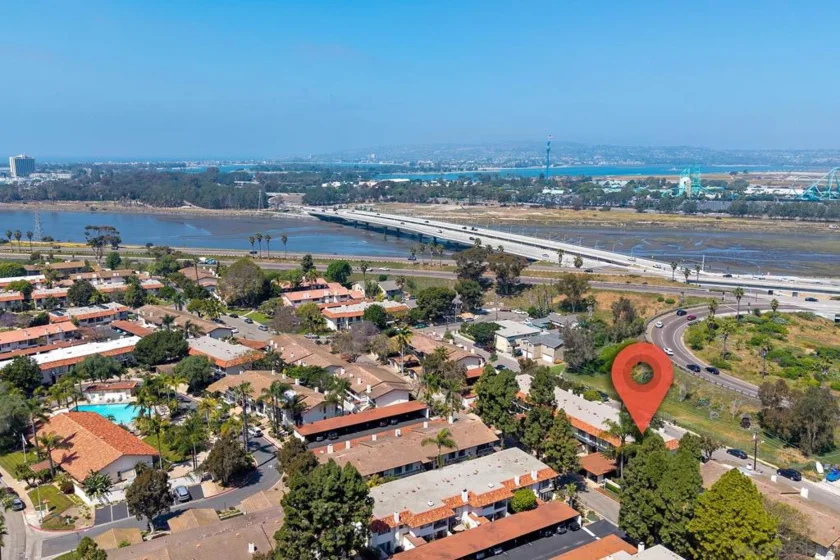 4242 Loma Riviera photo 42