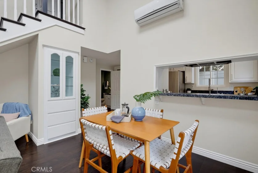 1118 Sandi Lane photo 9