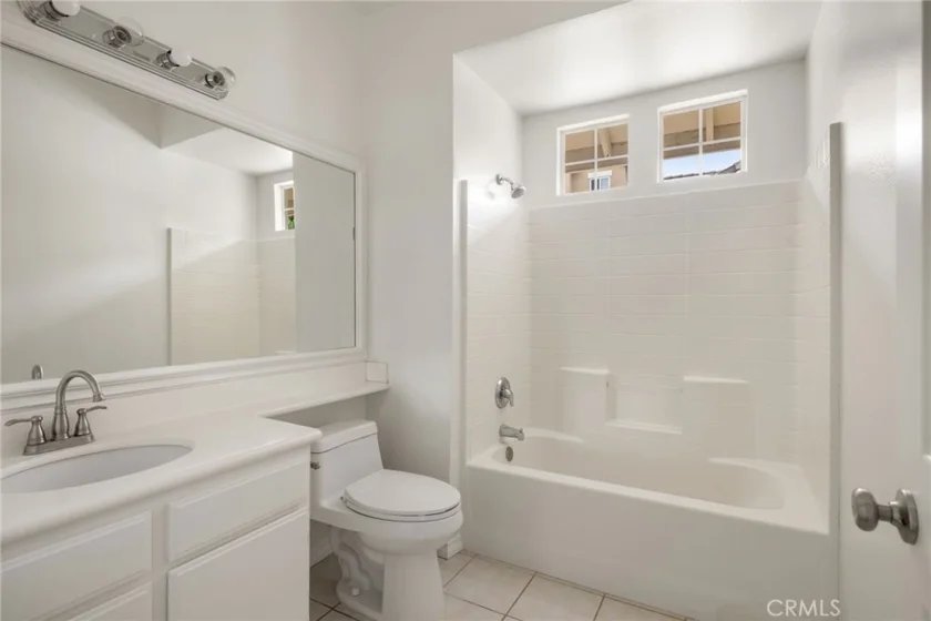 60 Seacountry Lane photo 16
