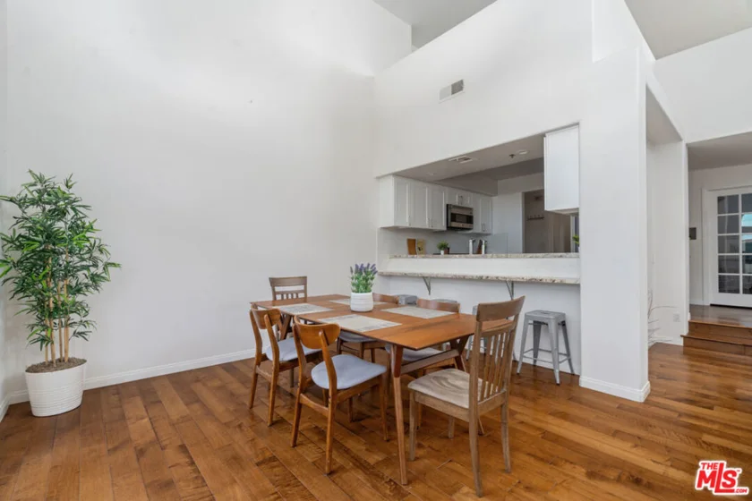 12011 Goshen Avenue #305 photo 6