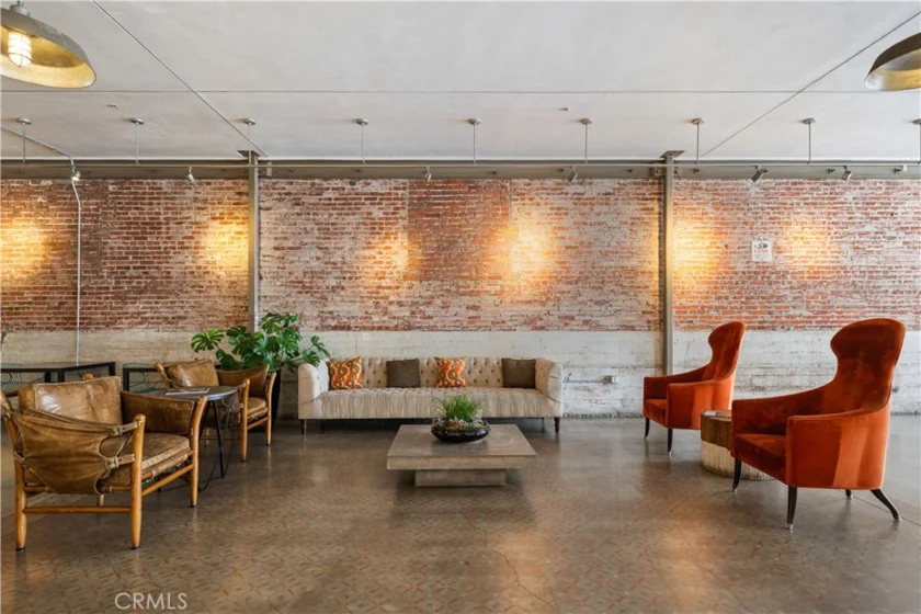527 Molino Street #213 photo 23
