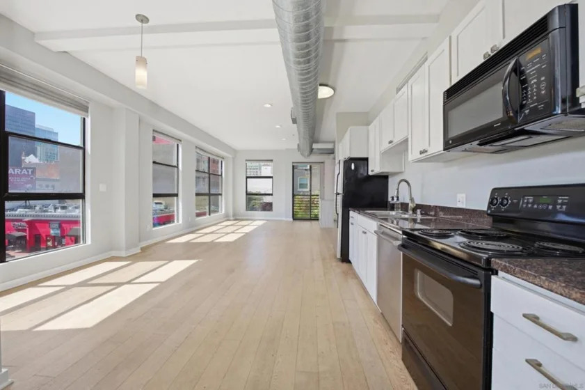 777 6th Avenue #319 photo 27