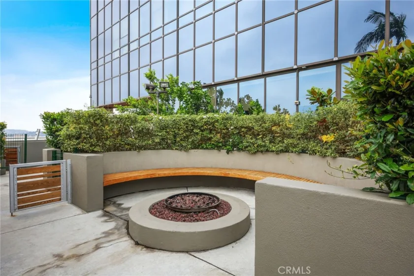 1100 Wilshire Boulevard #2607 photo 22
