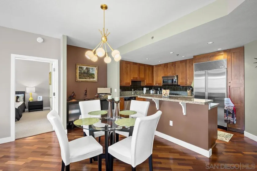 700 W Harbor #1205 photo 20
