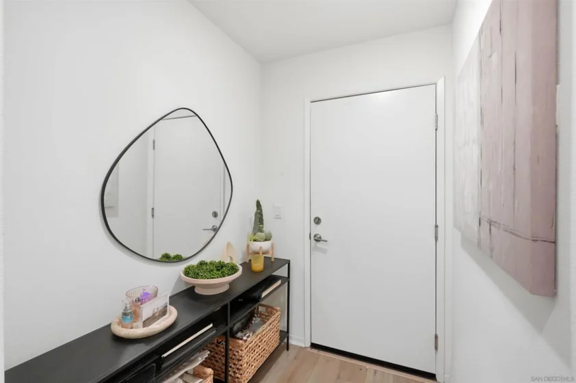 5491 Seacliff Place #108 photo 40