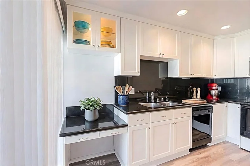 18502 Mayall #B photo 12