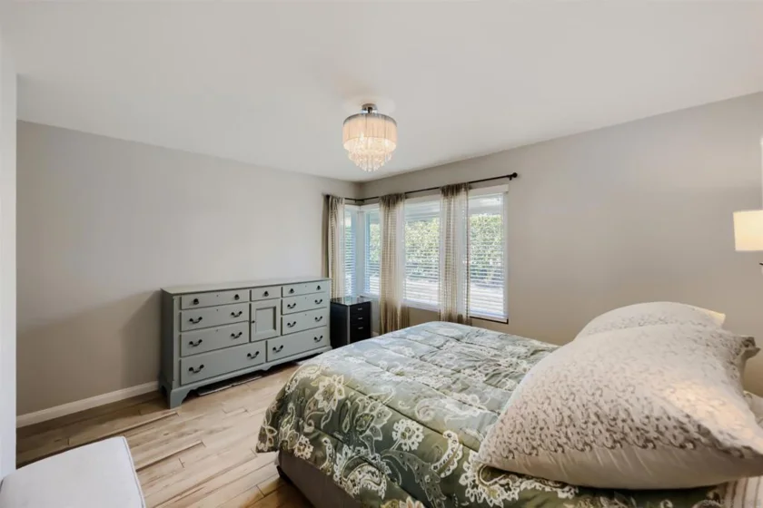 10825 Caravelle Place photo 4