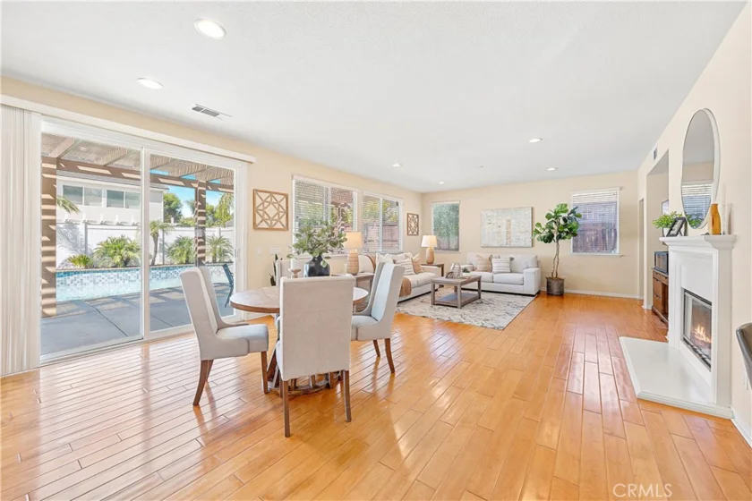 39879 Camden Court photo 16