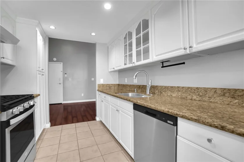 2956 Haddonfield photo 6