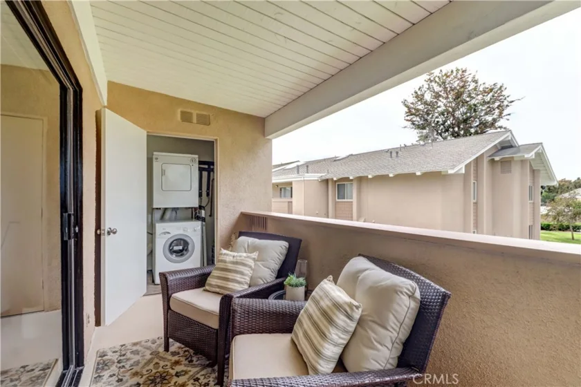 8877 Lauderdale Court #210-G photo 10