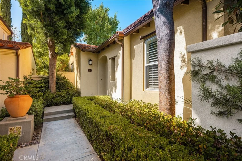 101 Talmadge photo 3