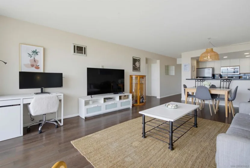 4944 Cass Street #909 photo 29