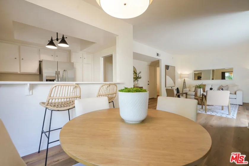 1655 Greenfield Avenue #3 photo 4