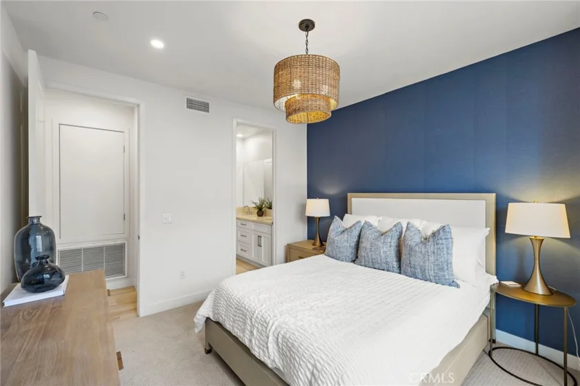 2046 Doheny Way photo 19