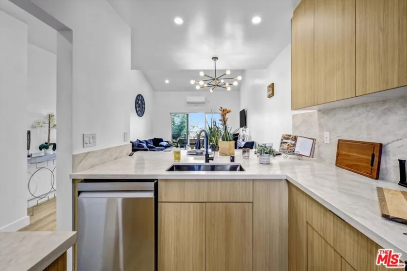26251 Vermont Avenue #307 photo 10