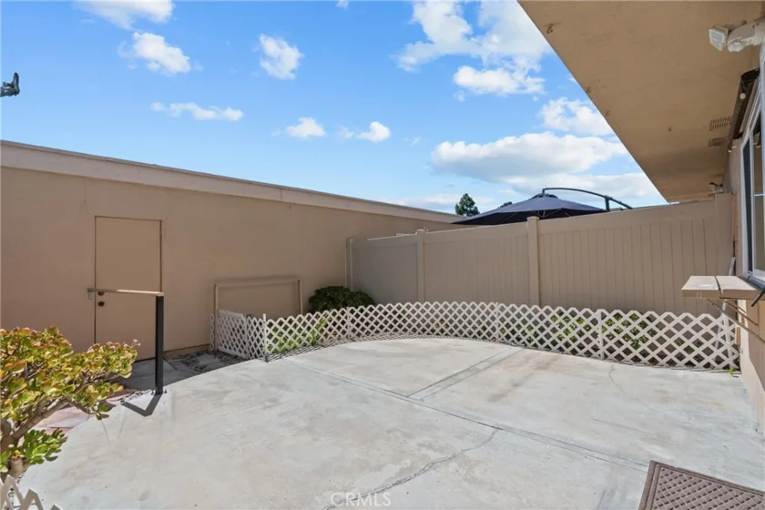 2901 S Sycamore #B photo 27