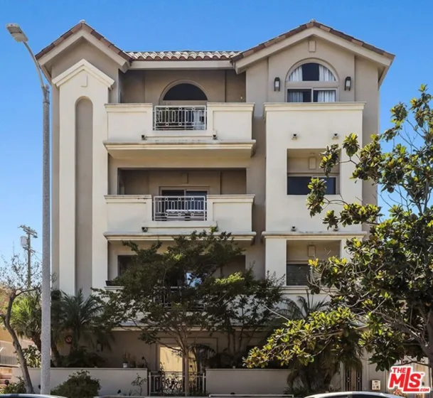 1409 Armacost Avenue #201 photo 1
