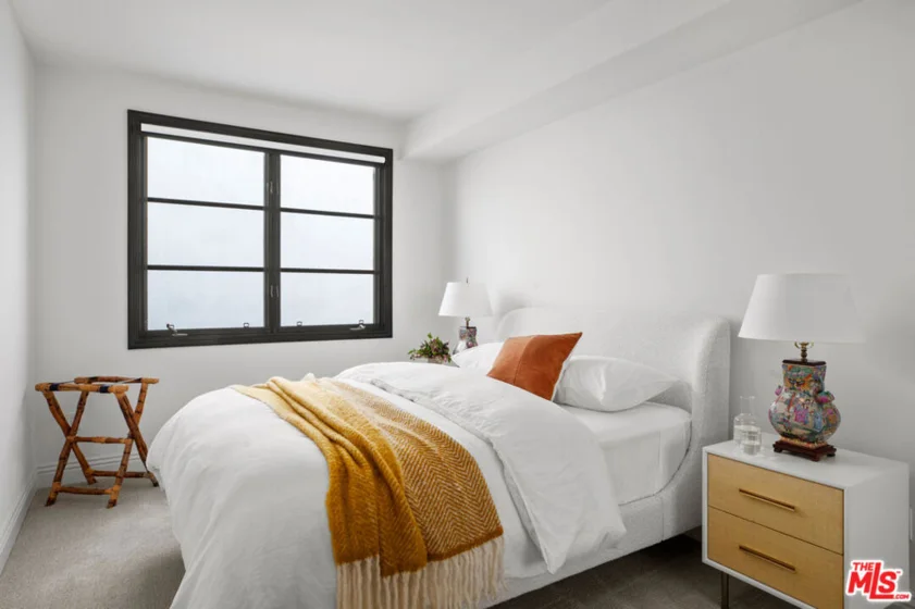 718 N Croft Avenue #201 photo 10