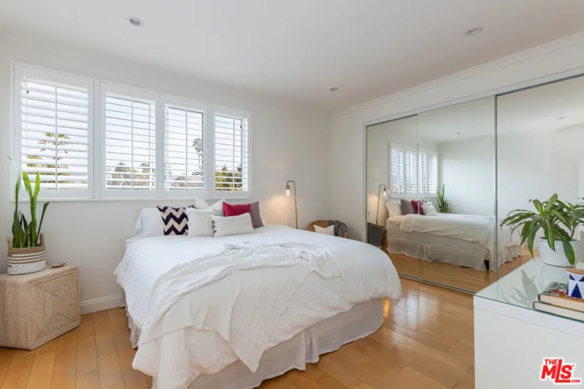 511 San Vicente Boulevard #306 photo 13