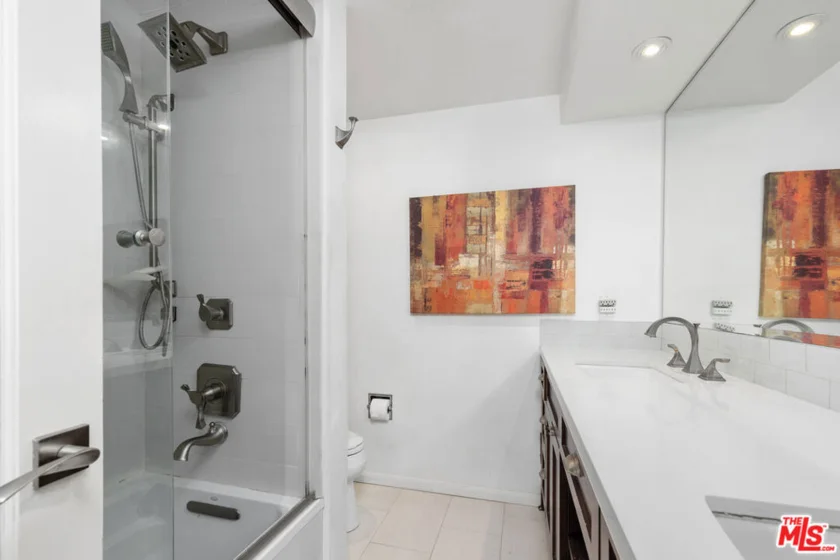 10701 Wilshire Boulevard #503 photo 11