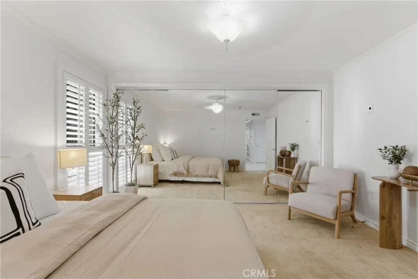 8208 N Marina Pacifica photo 18