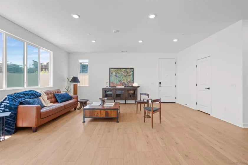 845 Hana Avenue #2 photo 3