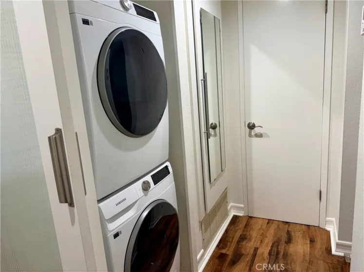 65 Largo photo 16