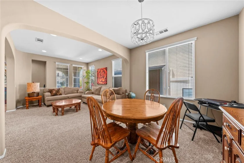 45729 Elm Place photo 5
