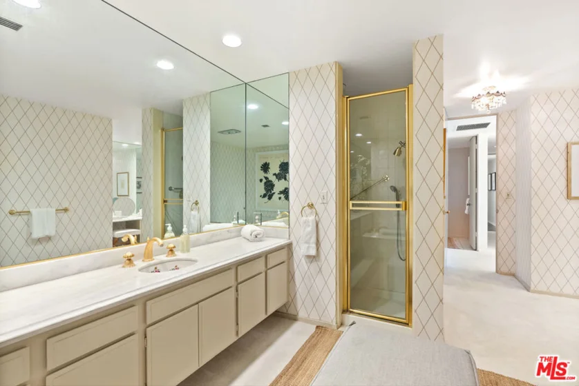 515 Ocean Avenue #NPH B photo 27