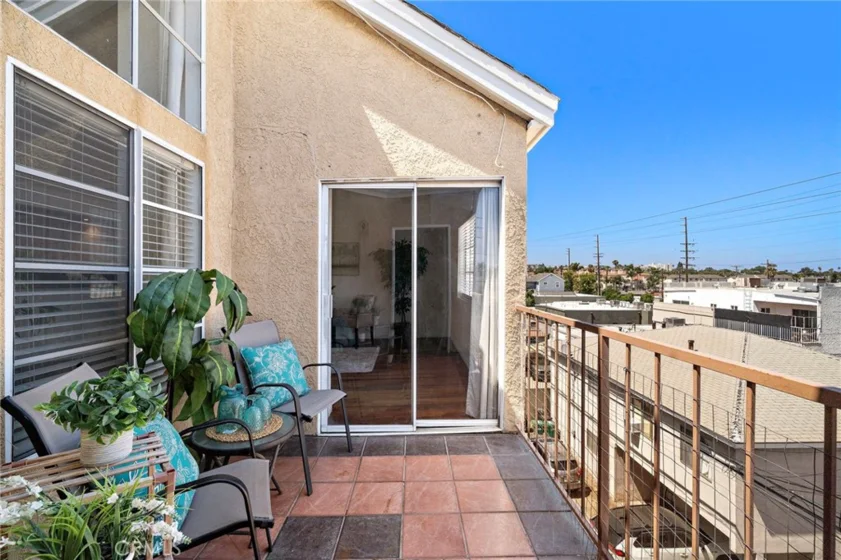 1100 Newport Avenue #404 photo 19